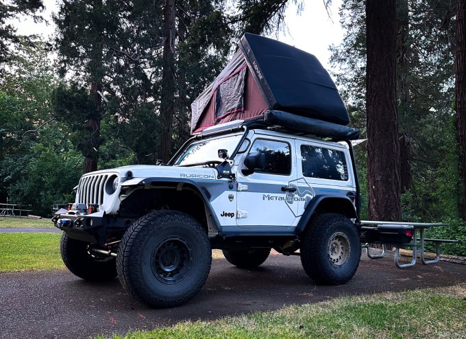 Jeep Roof Tent